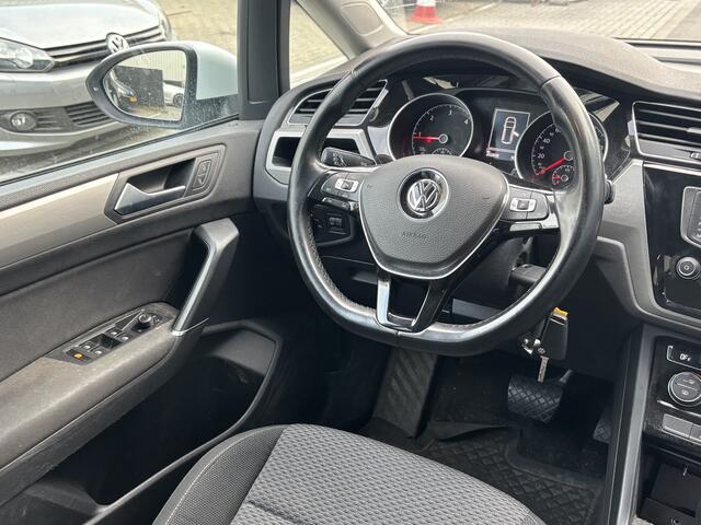 Volkswagen TOURAN 2.0 TDI SCR AUTOMAAT / DEALER ONDERHOUDEN