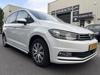 volkswagen-touran-2.0-tdi-scr-autom