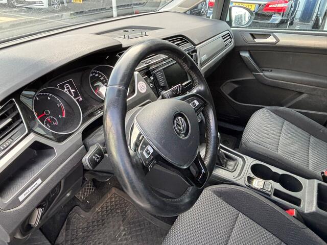 Volkswagen TOURAN 2.0 TDI SCR AUTOMAAT / DAELER ONDERHOUDEN