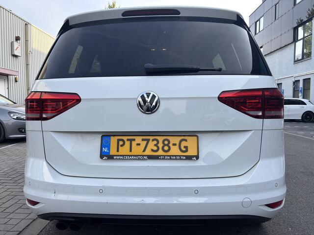 Volkswagen TOURAN 2.0 TDI SCR AUTOMAAT / DEALERONDERHOUDEN