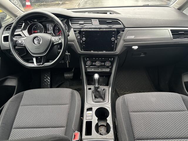 Volkswagen TOURAN 2.0 TDI SCR DEALER ONDERONDERHOUDEN