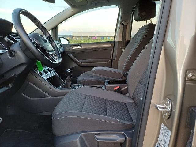 Volkswagen TOURAN 1.2 TSI Join 7-Pers. /Navi/Camera/Cruise/Stuurverw./