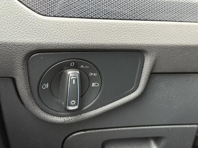 Volkswagen TOURAN BWJ 2020 2.0 150 PK TDI SCR Highline Business R 7p NIEUW BINNEN!