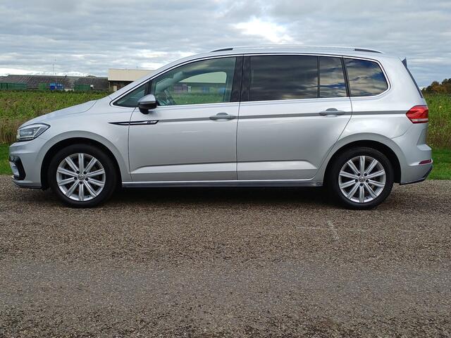 Volkswagen TOURAN 1.4 TSI Highline R-Line 7-Pers. /Trekh./Navi/Cilma/Camera/Cruise/Led/