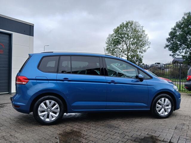 Volkswagen TOURAN 1.2 TSI Dealer onderhouden/Stoelverwarming/Alcantara