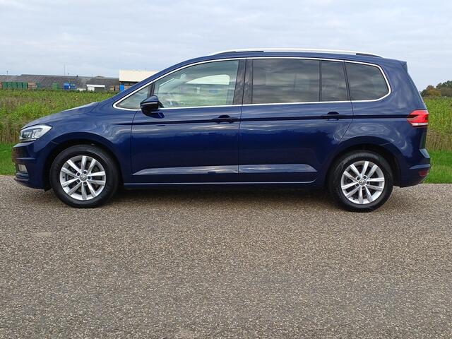 Volkswagen TOURAN 1.8 TSI Highline /180 PK!/Pano/Camera/Cruise/Navi/