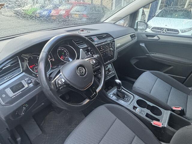 Volkswagen TOURAN 2.0 TDI SCR AUTOMAAT / HONDENWAGEN