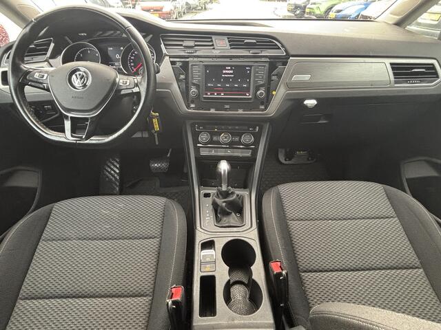 Volkswagen TOURAN 2.0 TDI SCR AUTOMAAT / 119 DKM / DEALER ONDERHOUDEN