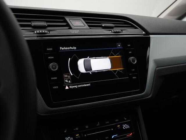 Volkswagen TOURAN 1.5 TSI 150 pk DSG Goal Edition 7 pers. | Trekhaak | IQ Light | Navigatie | Stoelverwarming | Parkeersensoren voor/achter