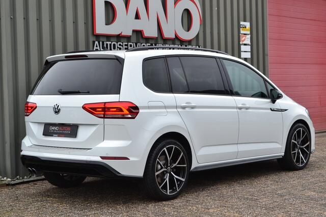 Volkswagen TOURAN 1.8 TSI DSG 180PK R-line Camera/LED/Navi/19''