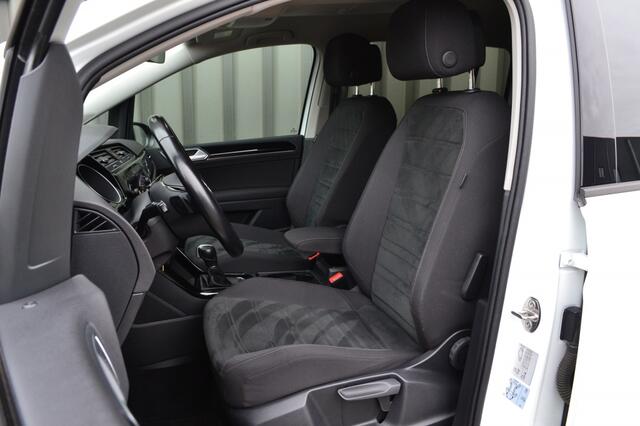 Volkswagen TOURAN 1.8 TSI DSG 180PK R-line Camera/LED/Navi/19''