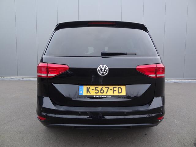 Volkswagen TOURAN 1.5 TSI Highline 7P | NAVI | KEYLESS