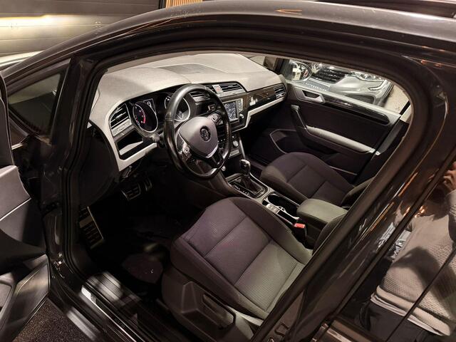 Volkswagen TOURAN 1.4 TSI Highline Business R 7p Pano|Navi|7Zits|