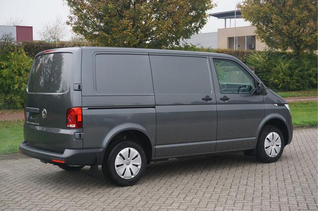 Volkswagen TRANSPORTER T6.1 2.0TDI 110PK Navi, Airco, Cruise, PDC, Betimmering!! NR. 457