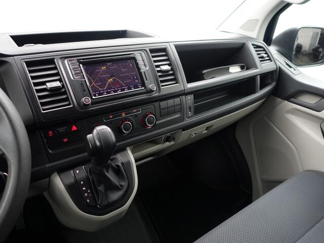 Volkswagen TRANSPORTER 2.0 TDI 180pk L2 R Line Aut- Dubbele Cabine, 6 Pers, Park Assist, Navi, Cruise, Clima, Sidebars