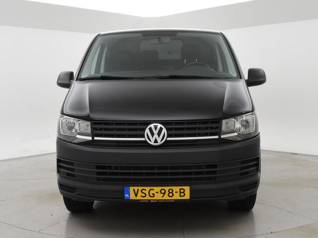 Volkswagen TRANSPORTER 2.0 TDI 204 PK DSG + LEDER / APPLE CARPLAY / 2500 KG TREKHAAK / CAMERA / STANDKACHEL