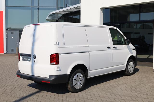 Volkswagen TRANSPORTER 2.0 TDI L1H1 28 Comfortline 110PK / 81kW 60 maanden / 100.000km garantie Cruise control, airco, achteruitrijcamera, bijrijdersbank, armsteun, Apple Carplay & Android Auto, achterdeuren zonder ruit