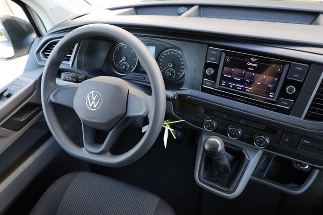 Volkswagen TRANSPORTER 2.0 TDI L1H1 28 Comfortline 110PK / 81kW 60 maanden / 100.000km garantie Cruise control, airco, achteruitrijcamera, bijrijdersbank, armsteun, Apple Carplay & Android Auto, achterdeuren zonder ruit