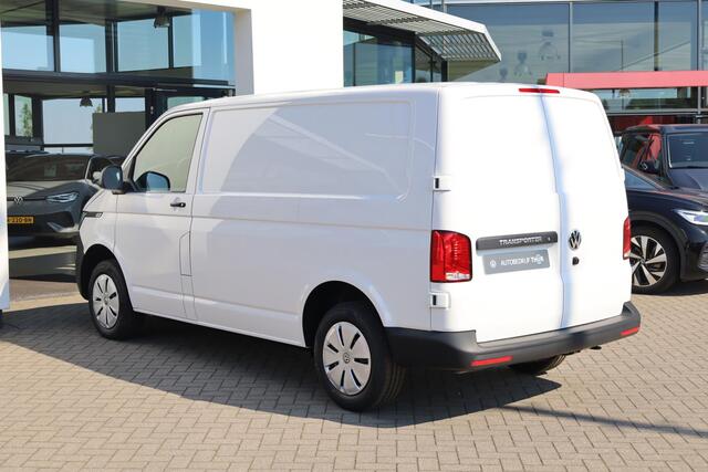 Volkswagen TRANSPORTER 2.0 TDI L1H1 28 Comfortline 110PK / 81kW 60 maanden / 100.000km garantie Cruise control, airco, achteruitrijcamera, bijrijdersbank, armsteun, Apple Carplay & Android Auto, achterdeuren zonder ruit