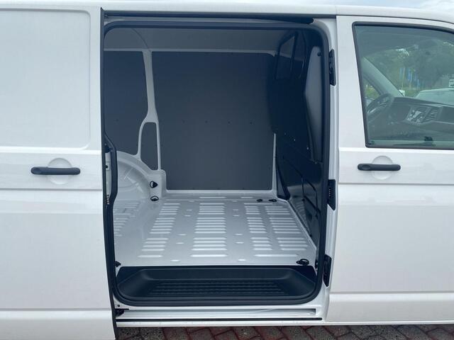 Volkswagen TRANSPORTER 2.0 TDI 110 pk L1H1 28 | Bijrijdersbank | Achterdeuren | A-Camera |