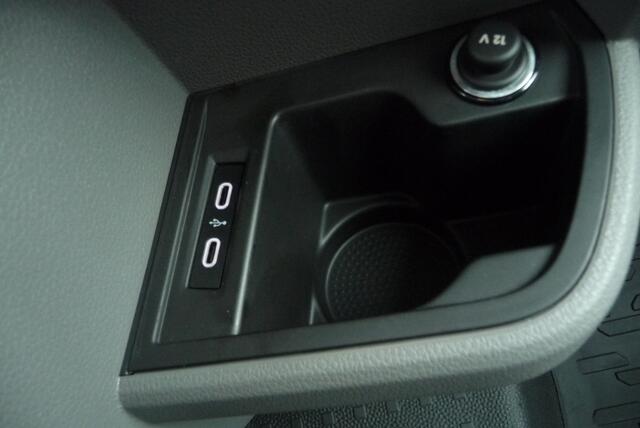 Volkswagen TRANSPORTER 90 pk 2.0 TDI L1H1 26 Economy Business deurtjes, bank, carplay, cruise