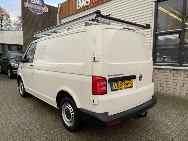 Volkswagen TRANSPORTER 2.0 TDI 102pk L1H1 Comfortline / vaste prijs rijklaar ¤ 16.950 ex btw / lease vanaf ¤ 311 / airco / cruise / imperial / bijrijdersbank / trekhaak / pdc achter / laadruimte beveiliging !