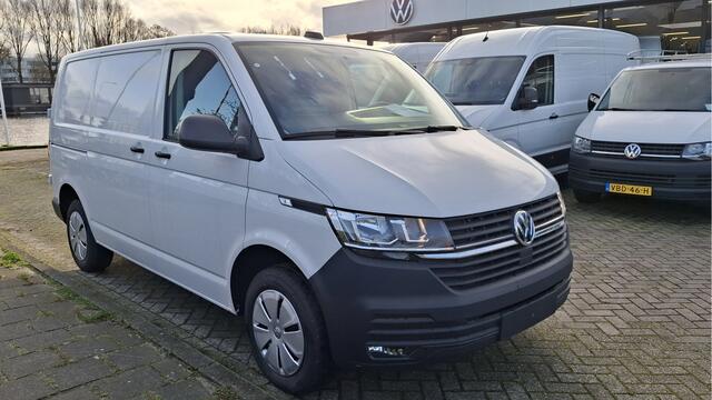 Volkswagen TRANSPORTER 6.1- 2.0 TDI L1H1 28 Comfortline 110 pk - Navi by App / Camera / Cruise