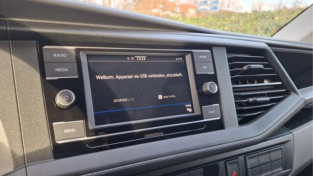 Volkswagen TRANSPORTER 6.1- 2.0 TDI L1H1 28 Comfortline 110 pk - Navi by App / Camera / Cruise