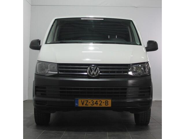 Volkswagen TRANSPORTER 2.0 TDI L1H1 - 3 pers. - Bluetooth / Cruise / Trekhaak