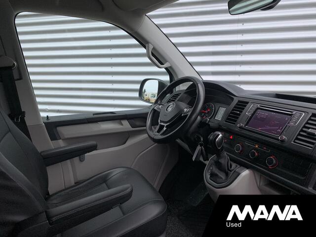 Volkswagen TRANSPORTER 2.0TDI L1H1 150pk Automaat Highline Leder Airco Sensoren Cruise CarPlay Navi Sortimo-Inrichting Verwarmde-Voorruit