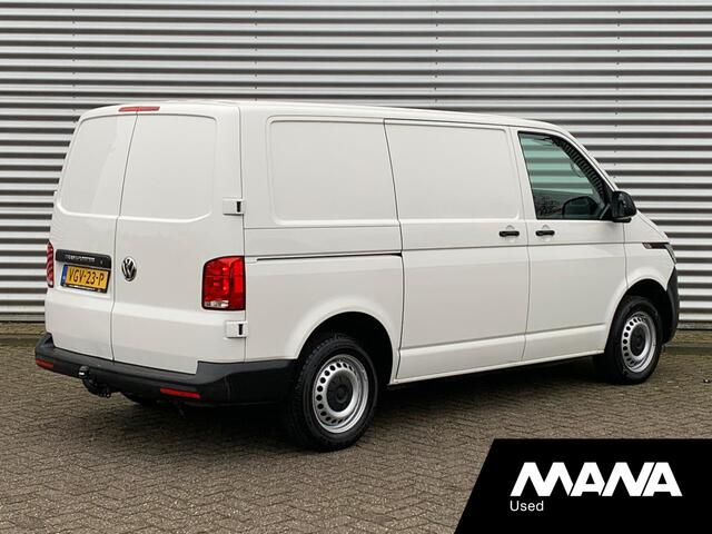 Volkswagen TRANSPORTER 2.0 TDI L1H1 Airco Bluetooth Trekhaak Bijrijdersbank Cruise LaadruimteBekleding 12V Airbag