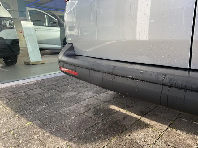 Volkswagen TRANSPORTER 2.0 TDI L2 150PK hand | app connect | pdc | cruise
