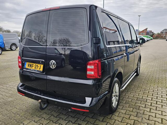 Volkswagen TRANSPORTER 2.0 TDI L1H1 | 204 pk ! Automaat | Trekhaak | Full led | Camera | Navigatie | Stuurwielbediening | Sidebars | Bijrijdersbank | Nette auto!