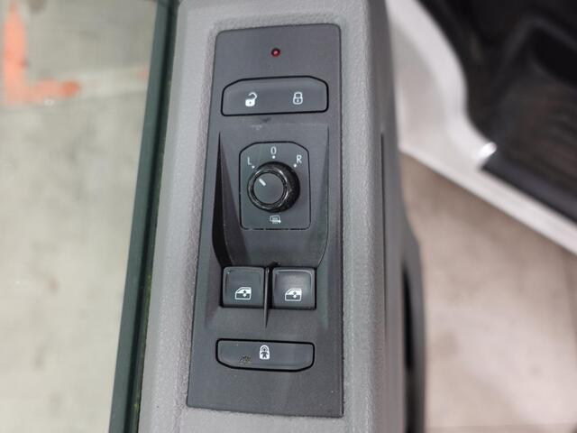 Volkswagen TRANSPORTER 110pk L2H1 Executive 2x Schuifdeur Navigatie Cruisecontrol Airco