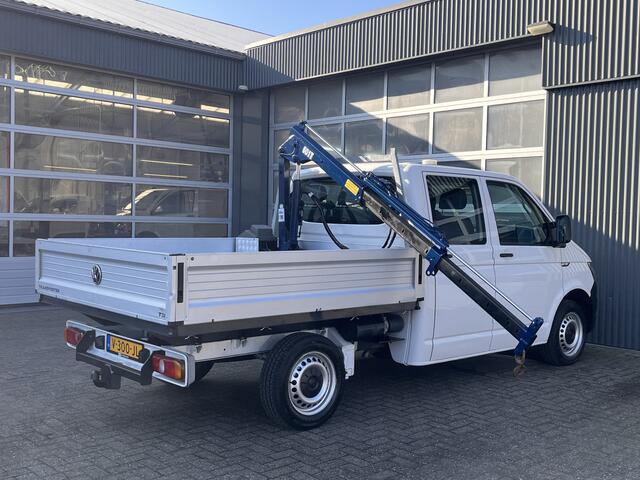 Volkswagen TRANSPORTER 2.0 TDI L2H1 DC Laadkraan Airco Trekhaak 2200kg 6 persoons Euro 6 Open laadbak Pick up p-up Bakwagen 1e eigenaar Kraan Laadkraan Dubbele cabine