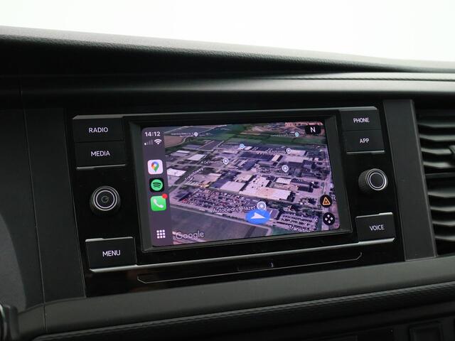 Volkswagen TRANSPORTER 2.0 TDI L2H1 + LED | 20 INCH LMV | TREEPLANKEN | APPLE CARPLAY | TREKHAAK