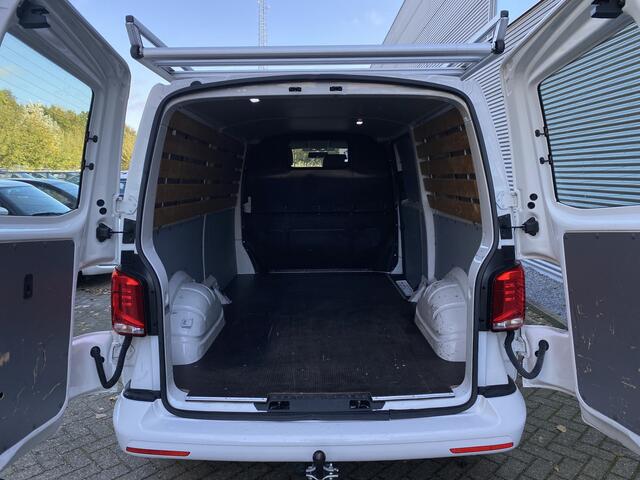 Volkswagen TRANSPORTER 2.0 TDI L2H1 28 | Camera | Apple Carplay | Prijs ex btw |