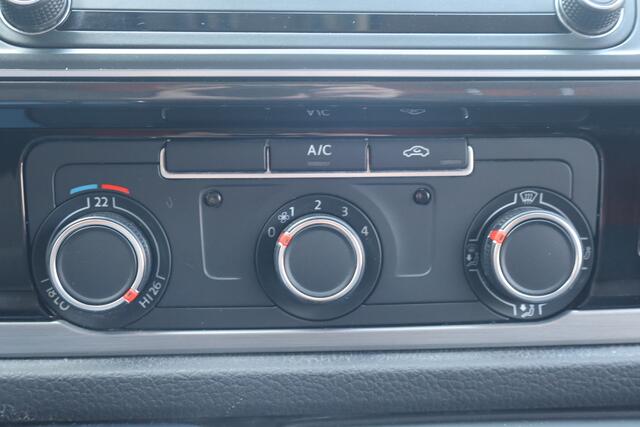 Volkswagen TRANSPORTER 2.0 TDI L2H1 DC Comfortline Plus NL-Auto!! Adap.Cruise I Carplay