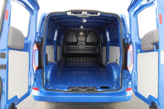Volkswagen TRANSPORTER Bulli 30 2.0 TDI 125 kW / 170 pk Automaat | IQ Light | Camera | Side Assist | 17 inch
