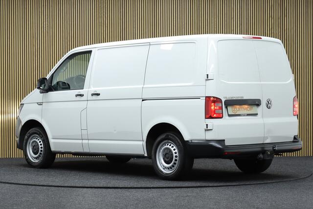 Volkswagen TRANSPORTER 2.0 TDI 150 PK L1H1 Trendline | 2X Schuifdeur | Euro 6 | Trekhaak | Camera | Navigatie | Airco