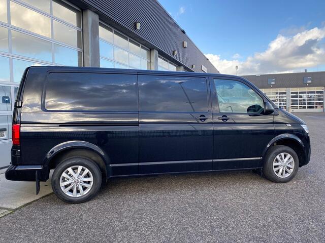 Volkswagen TRANSPORTER 30 | L2H1 | 4-Motion 150 pk DSG | Dubbele schuifdeur | Achteruitrijcamera | Adapative Cruise Control | LED koplampen |