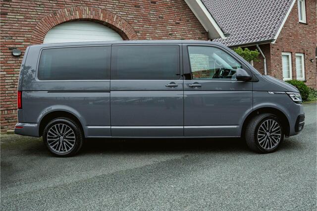 Volkswagen TRANSPORTER T6.1 2.0 TDI 204 PK DSG CARAVELLE L2H1 A-KLEP DUB/DUB ACC | LED | Leder | Privacy glass | 2x schuifdeuren