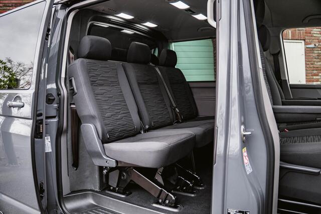 Volkswagen TRANSPORTER T6.1 2.0 TDI 150 PK DSG CARAVELLE L2H1 DUB/CAB A-KLEP ACC | LED | Privacy glass | Apple Carplay/Android Auto