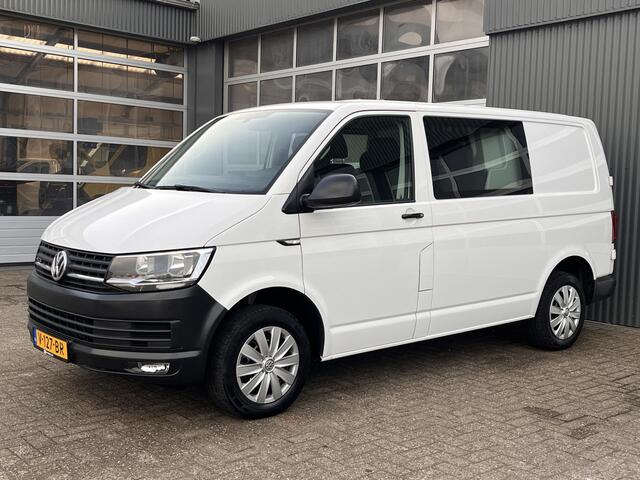 Volkswagen TRANSPORTER 2.0 TDI L1H1 DC 4Motion 150pk Airco DSG 4x4 Airco Cruise controle Telefoonverbinding Navigatie Apple carplay Trekhaak 2500kg Euro 6 Bpm vrij voor particulier gebruik!!
