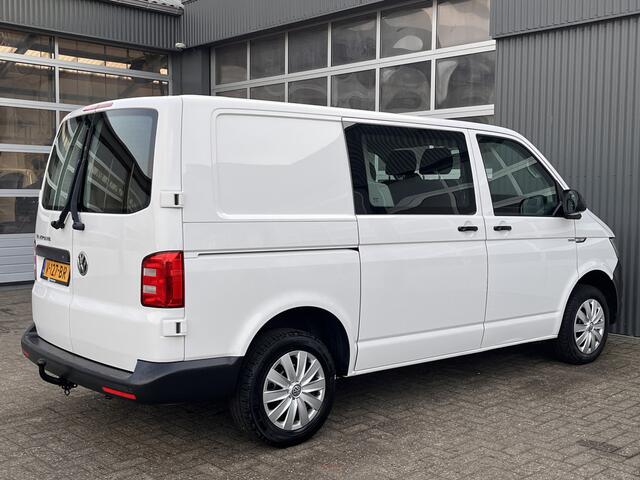 Volkswagen TRANSPORTER 2.0 TDI L1H1 DC 4Motion 150pk Airco DSG 4x4 Airco Cruise controle Telefoonverbinding Navigatie Apple carplay Trekhaak 2500kg Euro 6 Bpm vrij voor particulier gebruik!!