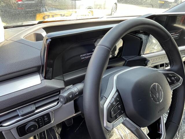 Volkswagen TRANSPORTER Bedrijfswagens Life L2 2.0 TDI EU6 110 pk 81 kW 6 versn. hand | BPM vrij | Bestuurdersassistentiepakket plus | Exterieurpakket met radiatorgrille in carrosseriekleur | Trekhaakvoorbereiding |