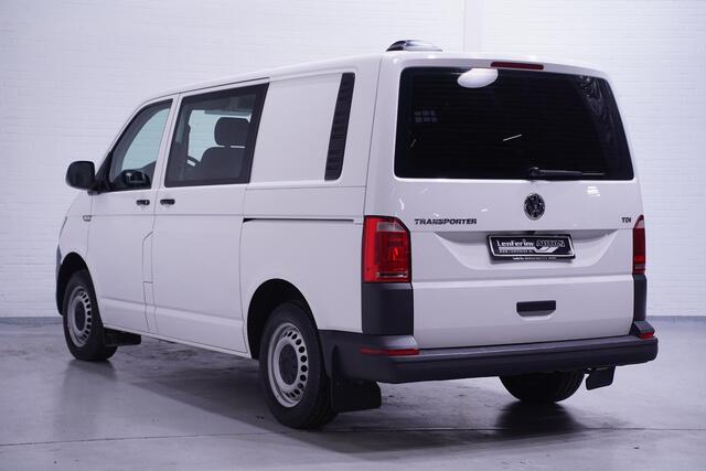 Volkswagen TRANSPORTER 2.0 TDI 115 pk L1H1 Dubbel Cabine 2x Schuifdeur Navi, Camera, Apple Carplay, 5-Zits