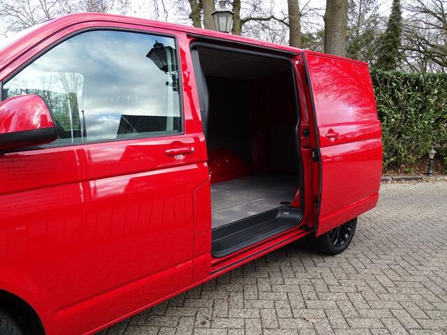 Volkswagen TRANSPORTER 2.0 TDI L1H1 Highl.NAVI LED DAB Bpm VRIJ 1e eig