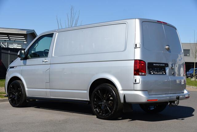 Volkswagen TRANSPORTER 2.0 TDI L1H1 30 Highline PB Edition Adaptieve Cruise, Camera, Carplay, 150PK, LED, Sensoren, Automaat, Multimedia, UNIEK!