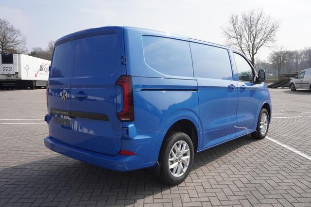 Volkswagen TRANSPORTER 2.0 TDI L1H1 30 Bulli 2.0 TDI L1H1 30 Bulli 170 pk 8-Traps Automaat, LED koplampen, Climatronic, PDV V + A, Achteruitrijcamera